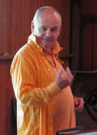 John Oliver conducting at Tanglewood